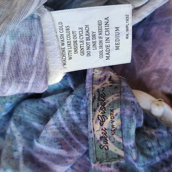 SWEET GISELE Cowgirl Western Graphic Tee M Cowboy Boots Hat Texas Gold Bling - Picture 12 of 16